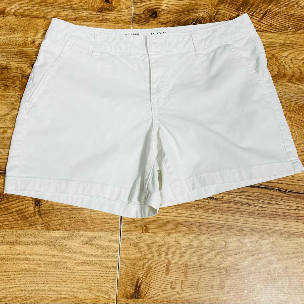 A.N.A. a new approach Mid-Rise MIDI Short 5” INSEAM, Good Condition - Picture 2 of 5